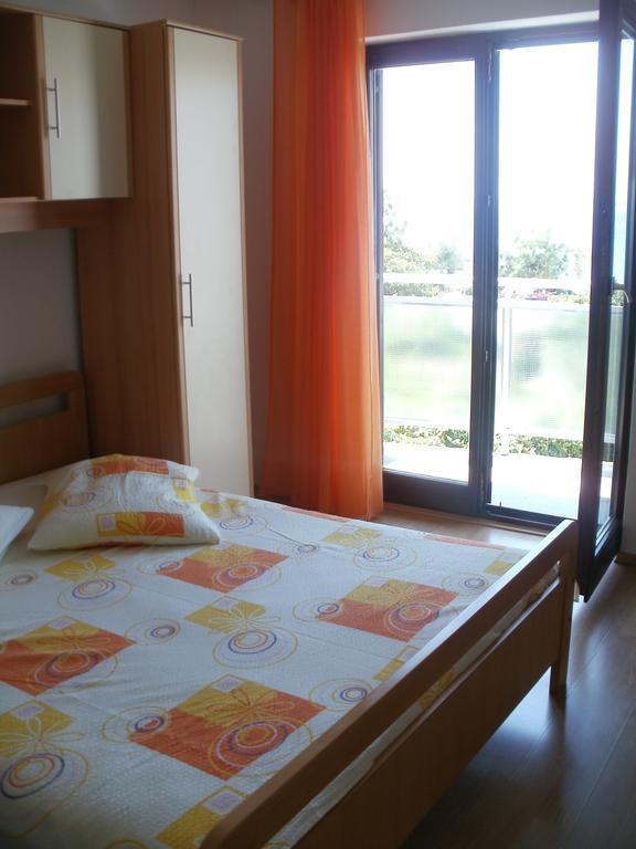 Beach Apartments Toni Podstrana Habitación foto